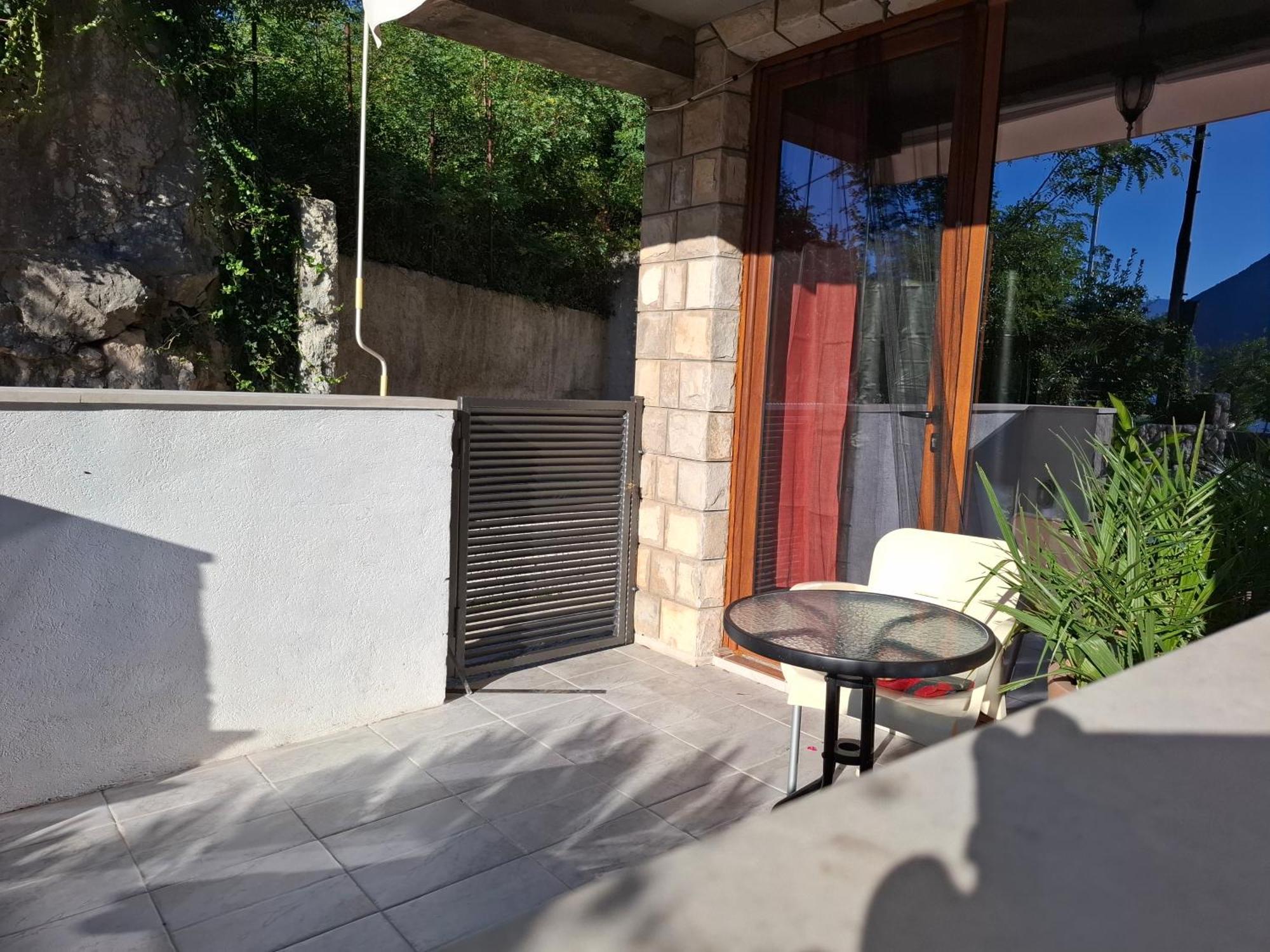 Kadena Apartments Kotor Ruang foto